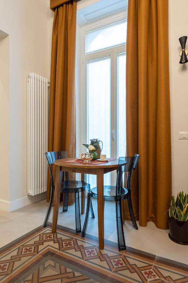 Palazzo Massa Apartments Naples Luaran gambar